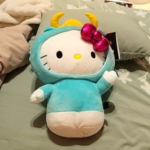 Hello Kitty x Kidrobot TAURUS Plushie NWT